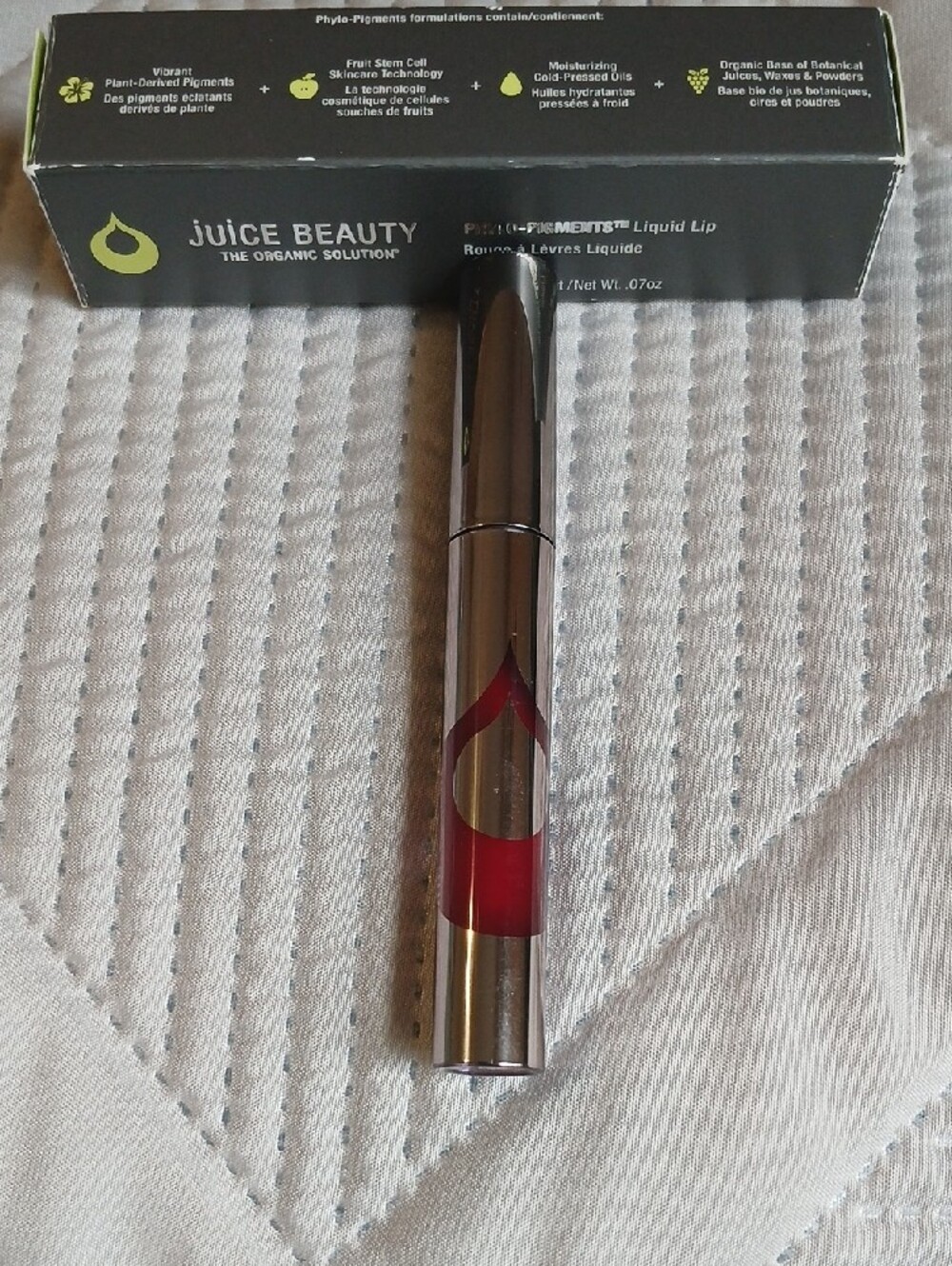 Liquid Lipstick in Deep Berry Red